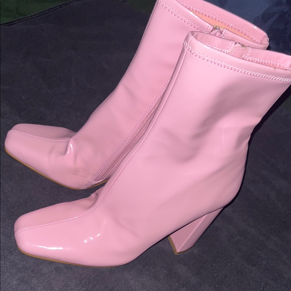 Pink Women's Mid-Calf Block Heel Boots